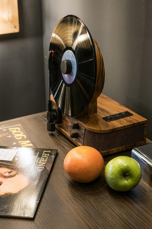 デザイン ホテル ルームス&ルーマーズ オデッサ エクステリア 写真